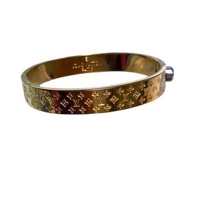 LOUIS VUITTON LOGO BANGLE BRACELET